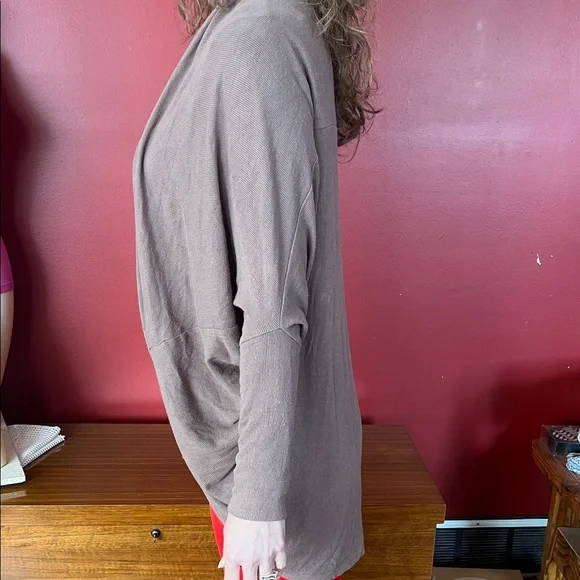EUC Women's unique Taupe Open Front cardigan - Picture 9 of 13